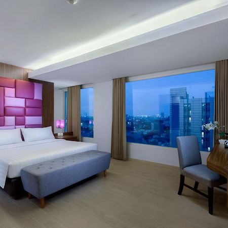 Quest Hotel Darmo - Surabaya By Aston מראה חיצוני תמונה