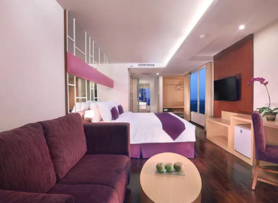 Quest Hotel Darmo - Surabaya By Aston מראה חיצוני תמונה