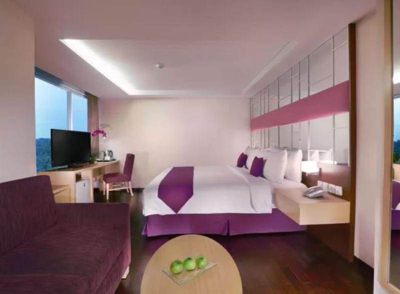 Quest Hotel Darmo - Surabaya By Aston מראה חיצוני תמונה